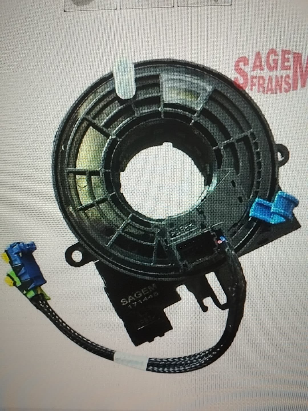 DİREKSİYON SARGISI AIRBAG ZEMBEREGİ MEGAN IV 255545857R SAGEMFRANS İTHAL